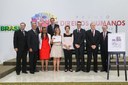 Presidenta Dilma Rousseff entrega o prêmio “Categoria Acesso à Documentação Civil Básica” ao Senhor Nilmário Miranda na entrega do Prêmio Direitos Humanos 2015 - 21ª Edição. Brasília-DF, 11/12/2015