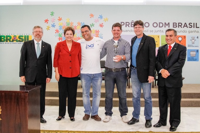 Presidenta Dilma Rousseff durante cerimônia de entrega do Prêmio ODM Brasil - 4ª Edição. (Associação MARBRASIL, premiada pelo Programa de Recuperação da Biodiversidade Marinha (REBIMAR). Brasília - DF, 30/05/2012