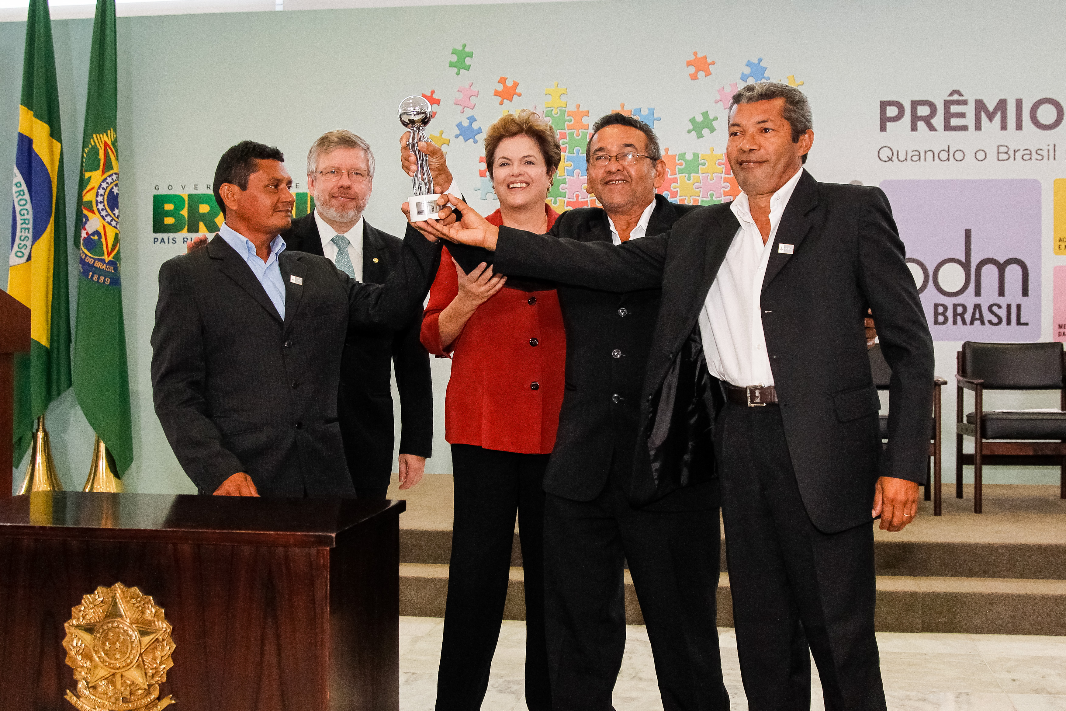 Presidenta Dilma Rousseff durante cerimônia de entrega do Prêmio ODM Brasil - 4ª Edição. (Associação dos Apicultores da Região do Alto Turi (TURIMEL). Brasília - DF, 30/05/2012