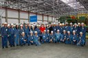 Presidenta Dilma Rousseff posa para foto com funcionários durante visita a nova área de exposição de PVC da Braskem. Marechal Deodoro - AL, 17/08/2012