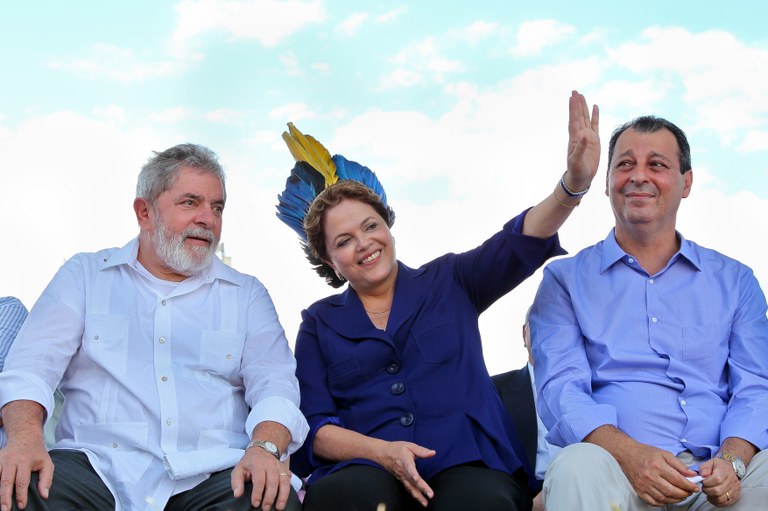 Presidenta Dilma Rousseff participa da cerimônia de inauguração da ponte sobre o Rio Negro. Manaus - AM, 24/10/2011