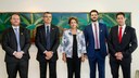 Presidenta Dilma Rousseff recebe Felipe Vidoretti (Twitter Brasil), Marcelo Lacerda (Google), Bruno Magrini (Facebook Brasil) e Joel Kaplan (Facebook USA) no lançamento do Pacto Nacional de Enfrentamento às Violações de Direitos Humanos na Internet - #Humaniza Redes. Brasília-DF, 07/04/2015