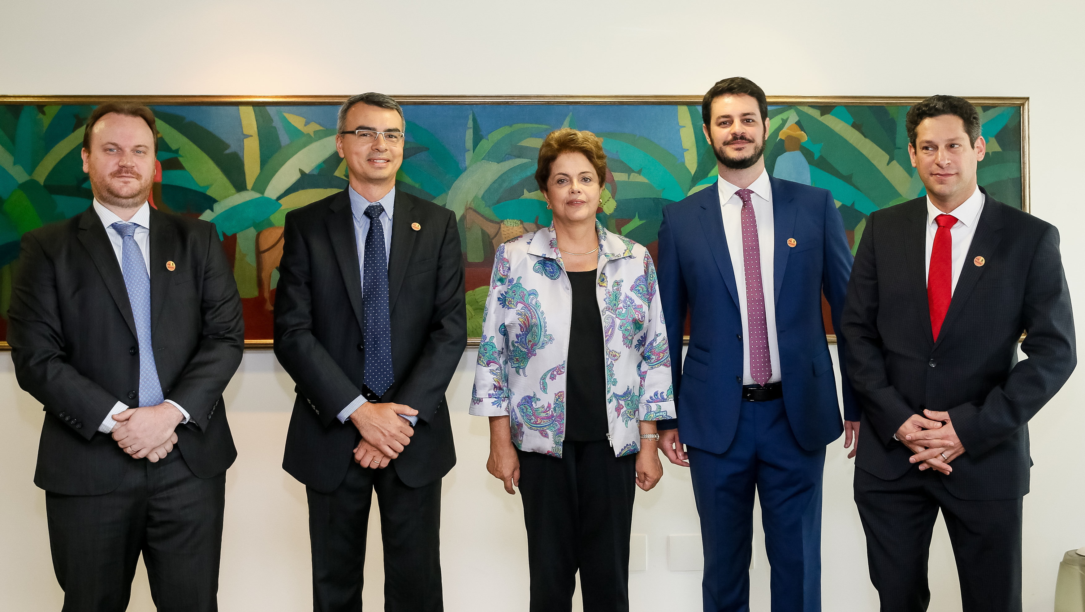 Presidenta Dilma Rousseff recebe Felipe Vidoretti (Twitter Brasil), Marcelo Lacerda (Google), Bruno Magrini (Facebook Brasil) e Joel Kaplan (Facebook USA) no lançamento do Pacto Nacional de Enfrentamento às Violações de Direitos Humanos na Internet - #Humaniza Redes. Brasília-DF, 07/04/2015