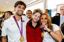 Presidenta Dilma Rousseff posa para foto com atletas após cerimônia de lançamento do Plano Brasil Medalhas 2016. Brasília - DF, 13/09/2012