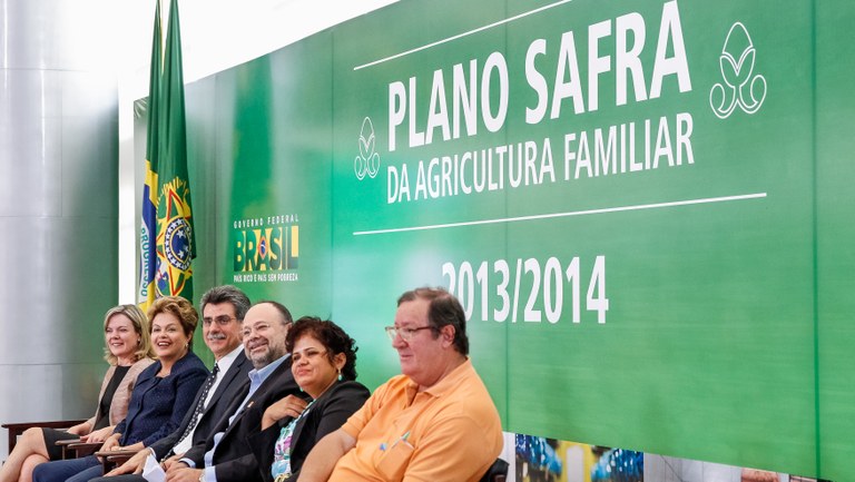Presidenta Dilma Rousseff durante cerimônia de lançamento do Plano Safra da Agricultura Familiar 2013/2014. Brasília - DF, 06/06/2013