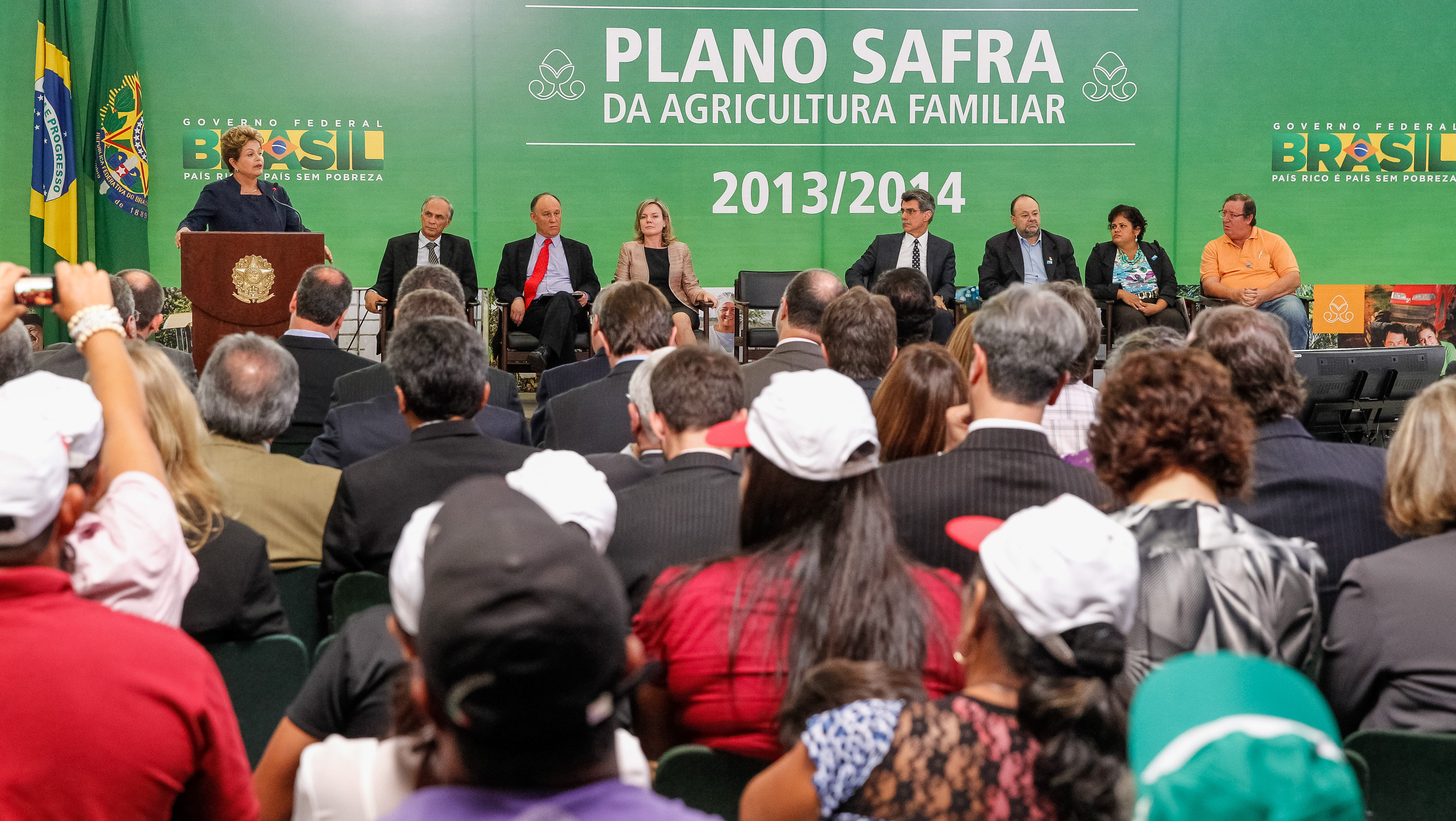 Presidenta Dilma Rousseff durante cerimônia de lançamento do Plano Safra da Agricultura Familiar 2013/2014. Brasília - DF, 06/06/2013