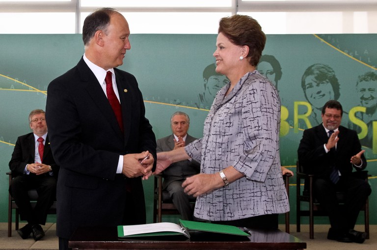 Presidenta Dilma Rousseff durante cerimônia de posse do Ministro do Desenvolvimento Agrário, Pepe Vargas, no Palácio do Planalto. Brasília - DF, 14/03/2012