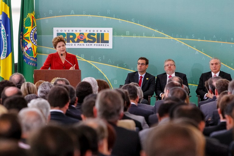 Presidenta Dilma Rousseff durante cerimônia de posse do Ministro do Trabalho e Emprego, Brizola Neto. Brasília - DF, 03/05/2012