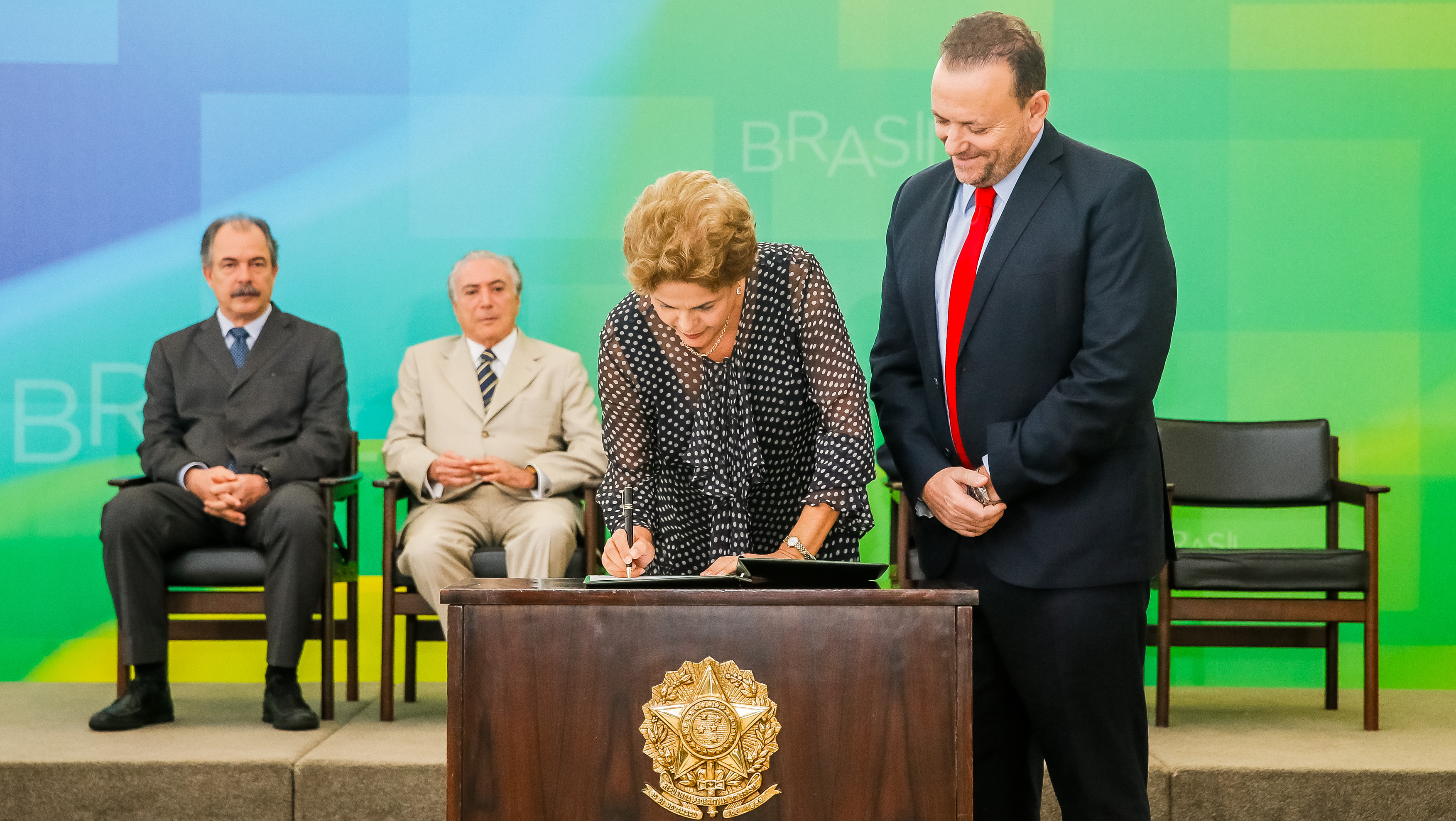  Presidenta Dilma Rousseff na posse do novo Ministro-Chefe da Secretaria de Comunicação Social da Presidência da República, Edinho Silva no Palácio do Planalto. Brasília-DF, 31/03/2015  