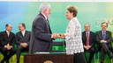 Presidenta Dilma Rousseff empossa o senhor Jaques Wagner, como Ministro Chefe da Casa Civil da Presidência da República, durante cerimônia de posse dos novos ministros. Brasília-DF, 05/10/2015