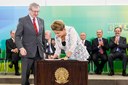 Presidenta Dilma Rousseff empossa o senhor Celso Pansera, como Ministro da Ciência, Tecnologia e Inovação, durante cerimônia de posse dos novos ministros. Brasília-DF, 05/10/2015