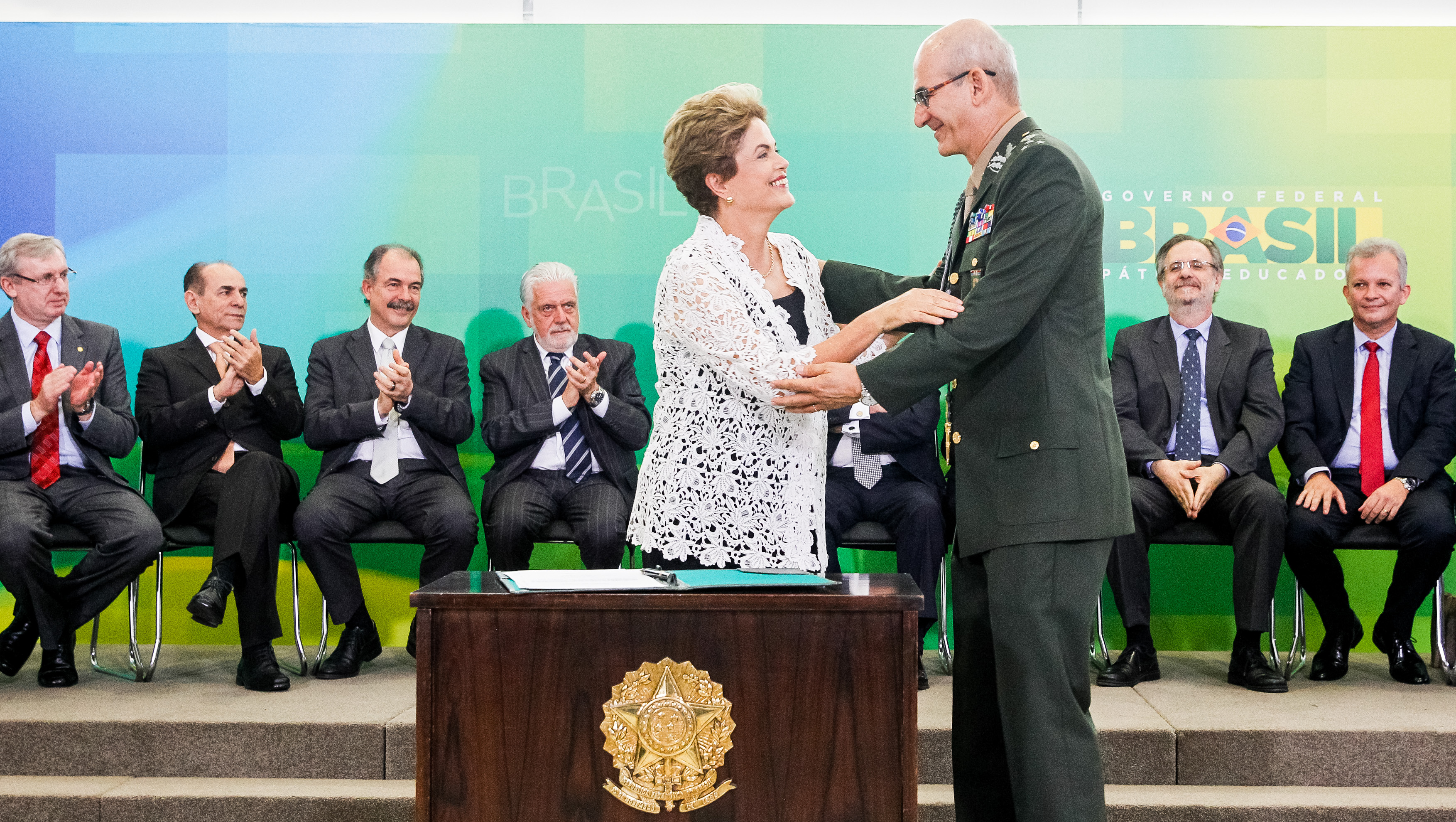 Presidenta Dilma Rousseff empossa o General-de-Divisão Marcos Antônio Amaro dos Santos, como Chefe da Casa Militar da Presidência da República, durante cerimônia de posse dos novos ministros. Brasília-DF, 05/10/2015