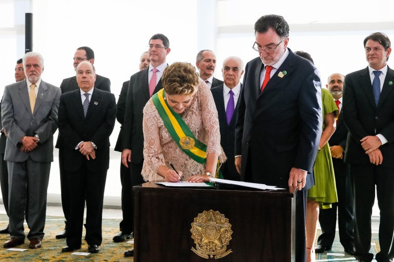 Ministro do Desenvolvimento Agrário, Patrus Ananias de Sousa empossado durante cerimônia de posse do segundo mandato da Presidenta da República Dilma Rousseff e do Vice-Presidente da República Michel Temer. Brasília-DF, 01/01/2015