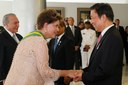 Presidenta Dilma Rousseff recebe cumprimentos do Vice-Presidente da República Popular da China, Li Yuanchao durante cerimônia de posse do segundo mandato da Presidenta da República Dilma Rousseff e do Vice-Presidente da República Michel Temer. Brasília-DF, 01/01/2015