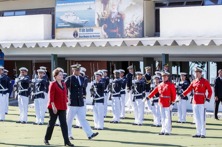 Presidenta Dilma Rousseff durante cerimônia do 147º aniversário da Batalha Naval do Riachuelo. Brasília-DF, 11/06/2012