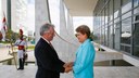 Presidenta Dilma Rousseff durante cerimônia oficial de chegada do Presidente da República Oriental do Uruguai, Tabaré Vázquez. Brasília - DF, 21/05/2015
