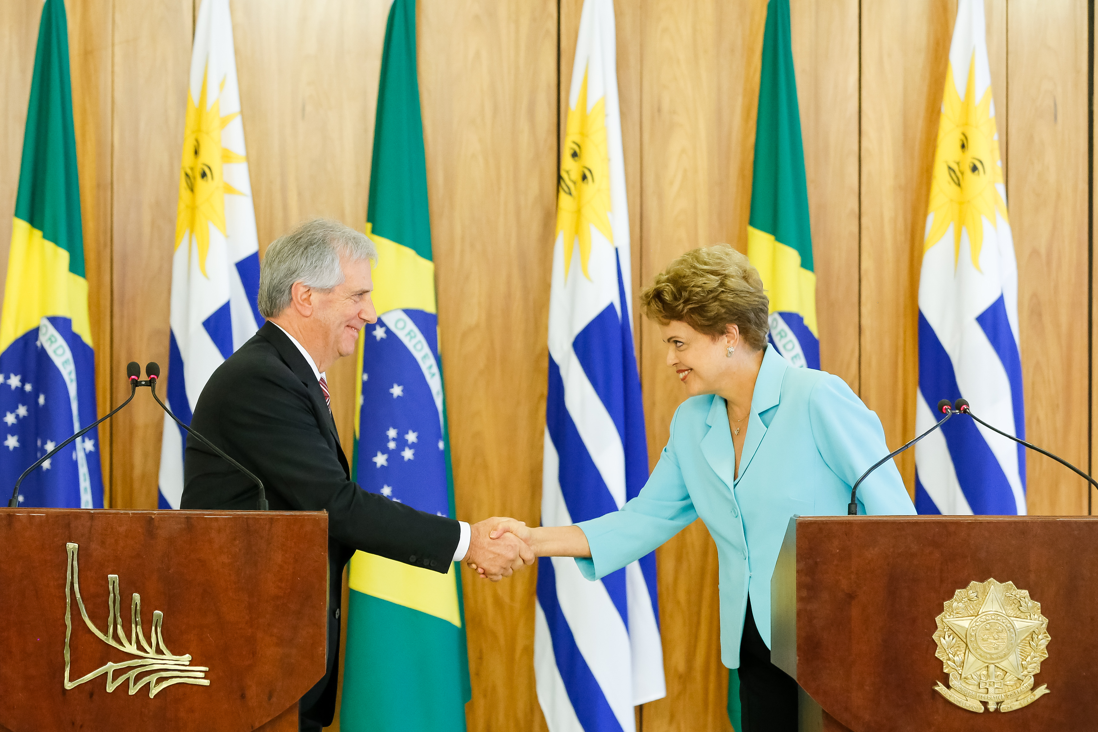Presidenta Dilma Rousseff e o  Presidente da República Oriental do Uruguai, Tabaré Vázquez durante declaração à imprensa. Brasília - DF, 21/05/2015