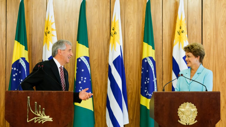  Presidenta Dilma Rousseff e o Presidente da República Oriental do Uruguai, Tabaré Vázquez durante declaração à imprensa. Brasília - DF, 21/05/2015  