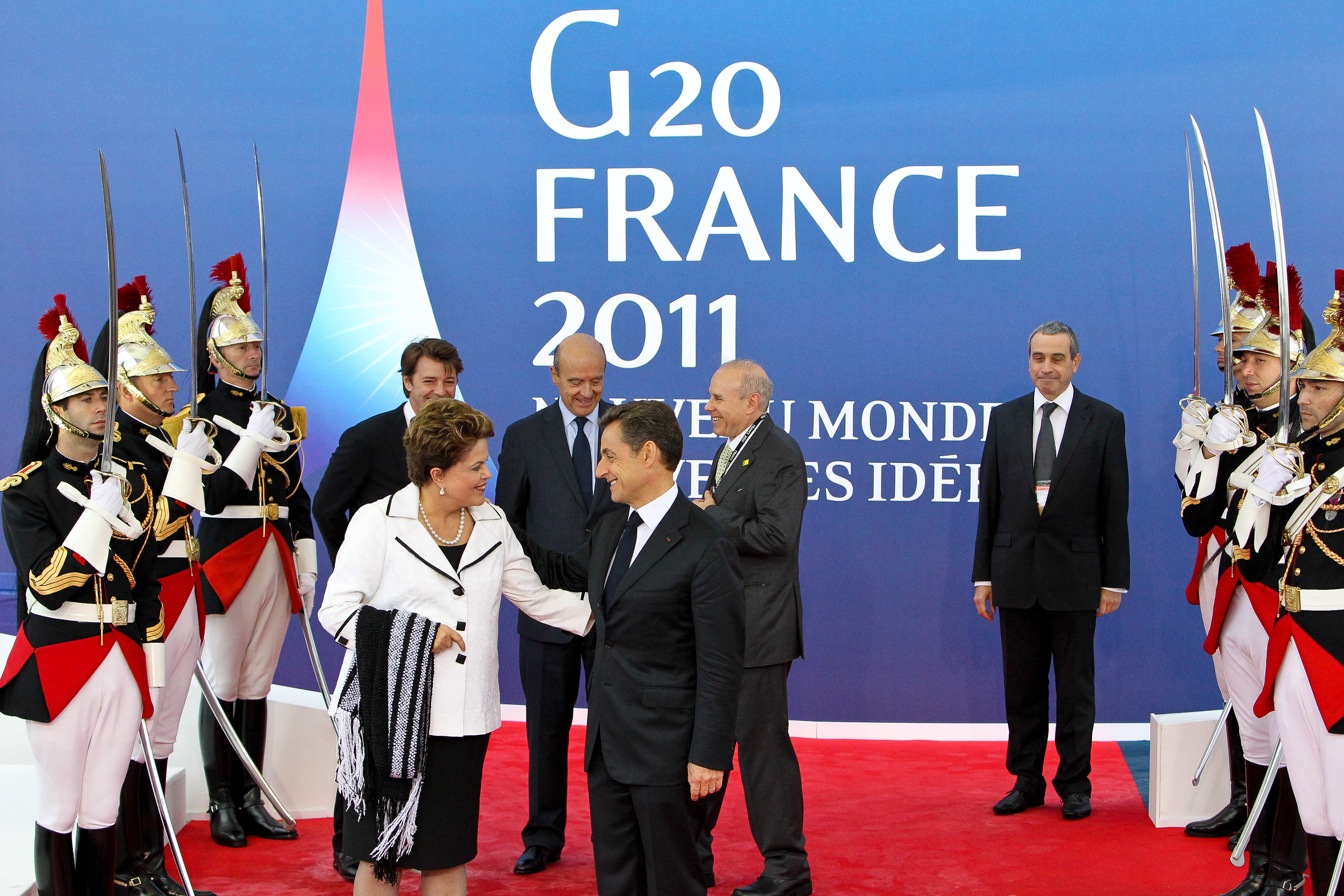 Presidenta Dilma Rousseff durante cerimônia oficial de chegada na Cúpula de Líderes do G20. Cannes - França, 03/11/2011