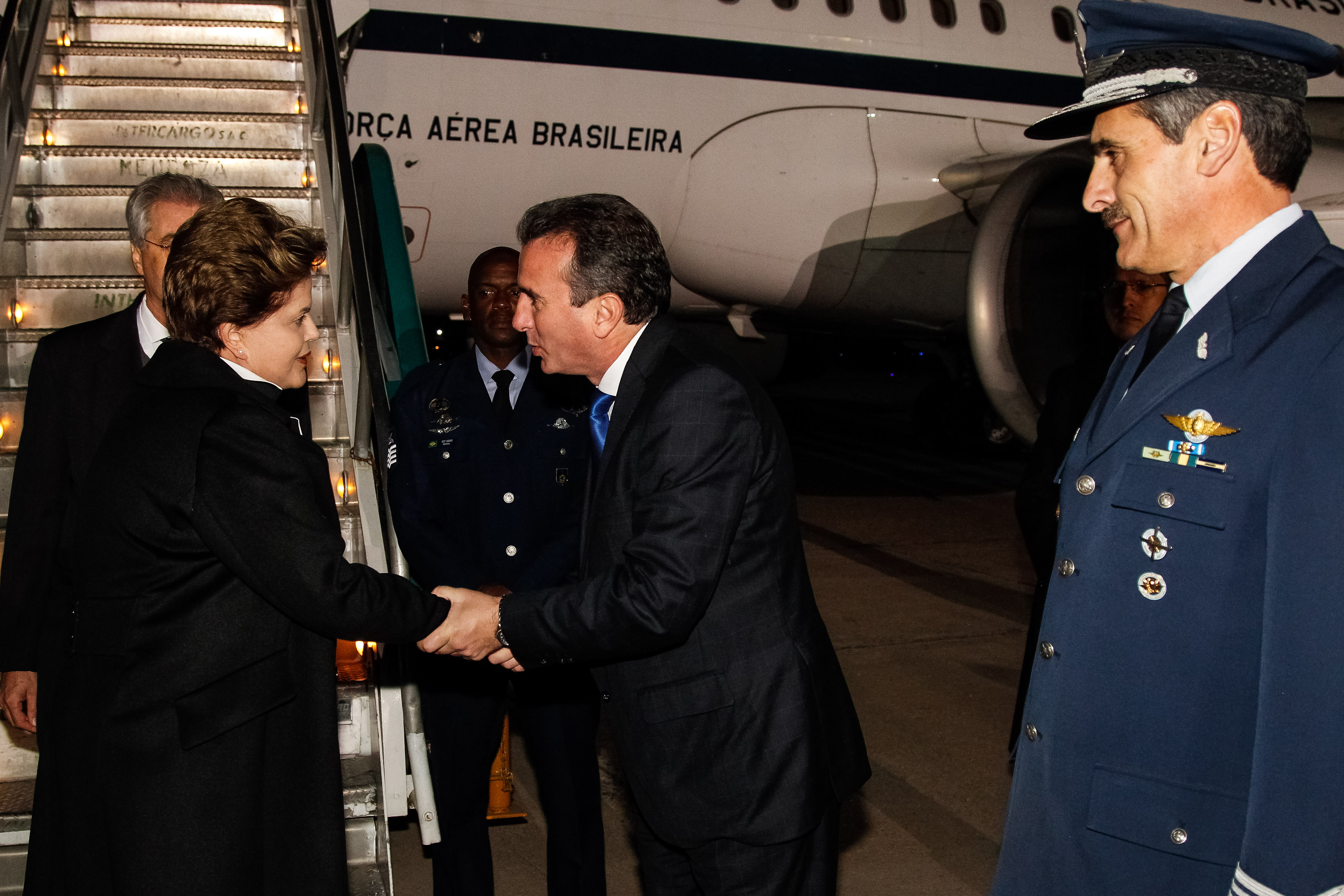 Presidenta Dilma Rousseff durante desembarque em Mendonza. Mendoza-ARG, 29/06/2012