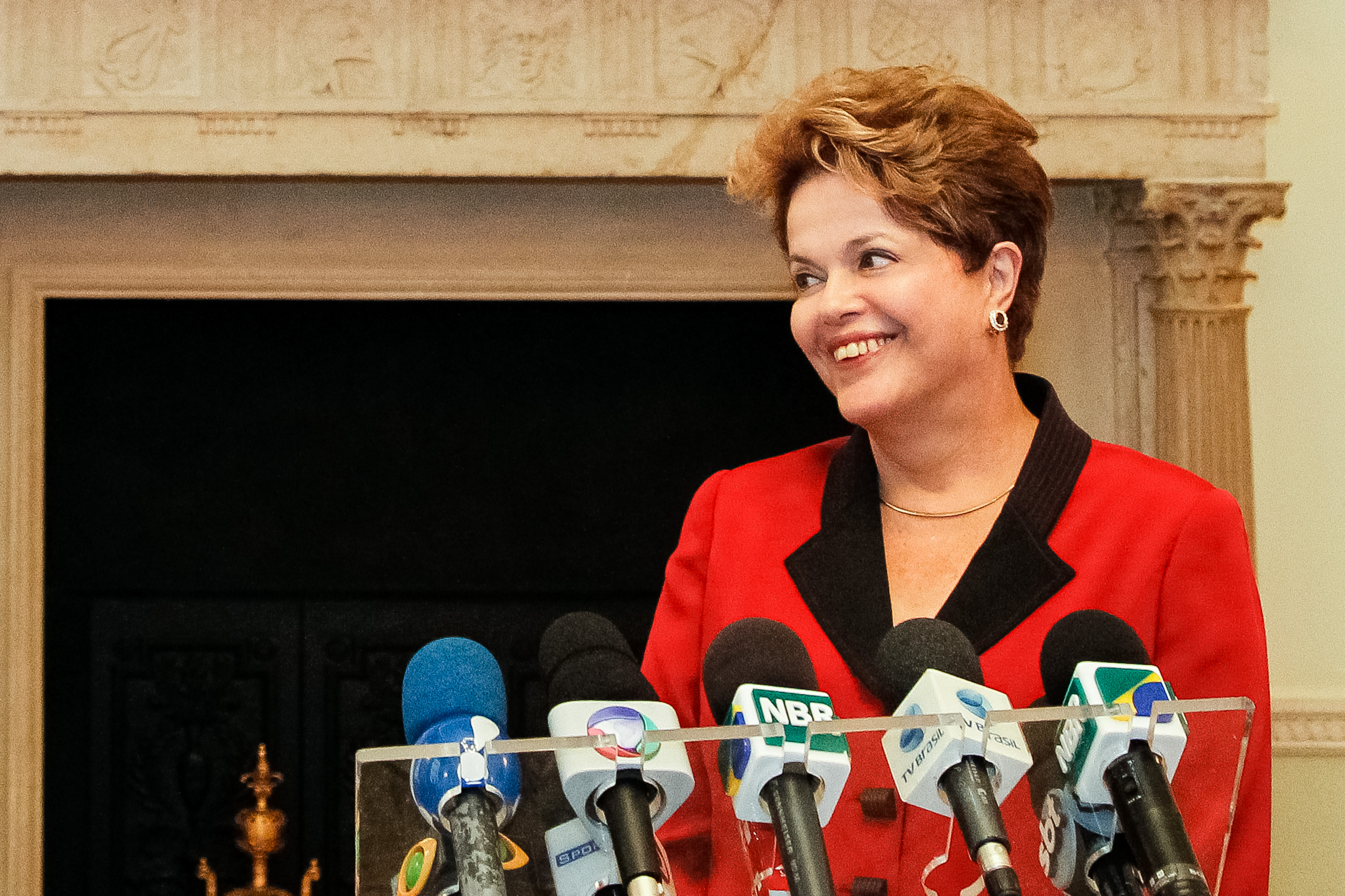 Presidenta Dilma Rousseff durante coletiva de imprensa no Hotel Ritz. Londres - Inglaterra, 27/07/2012