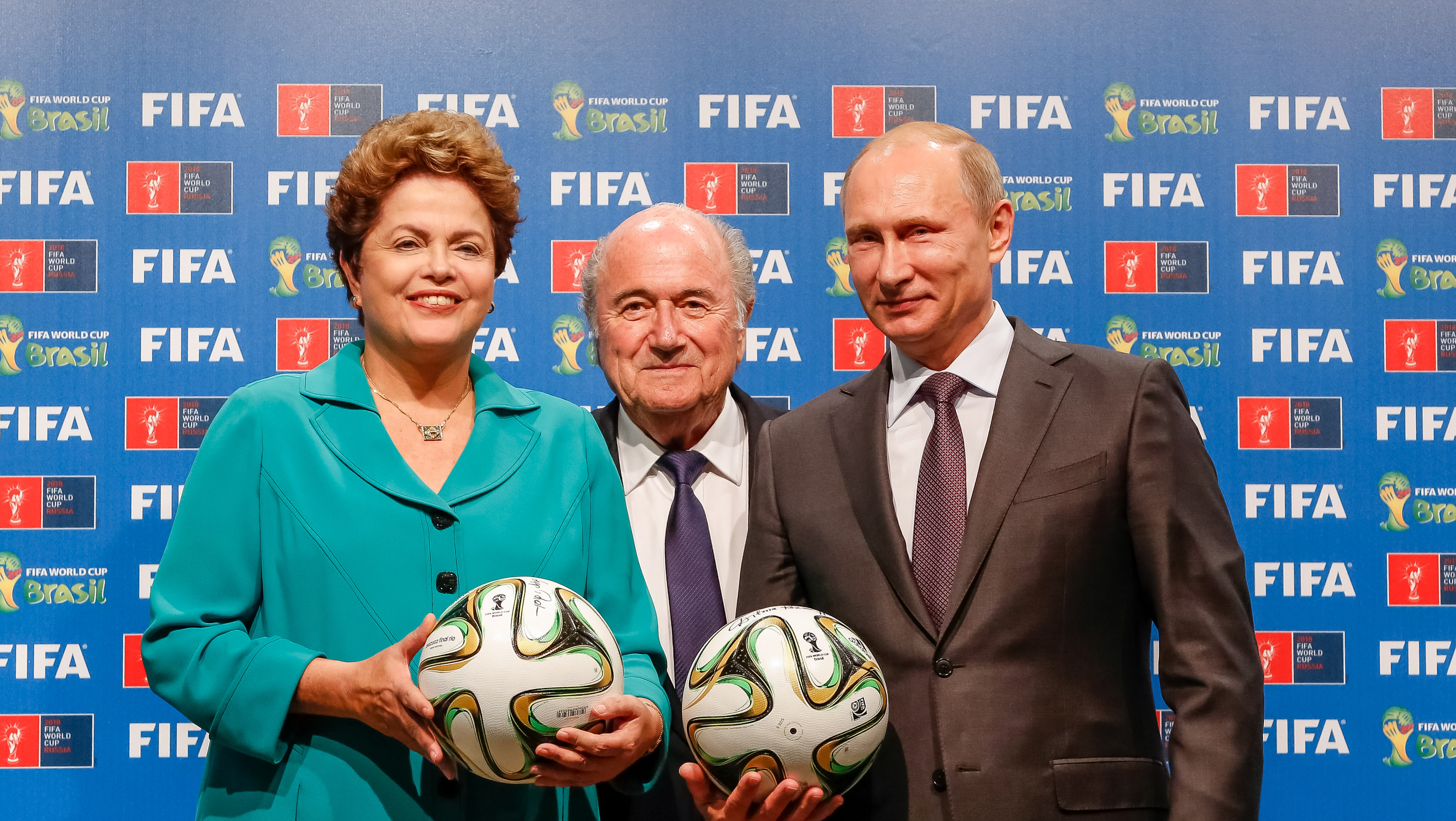  Presidenta Dilma Rousseff durante passagem simbólica da Copa do Mundo do Brasil para a Rússia. Rio de Janeiro-RJ, 13/07/2014  