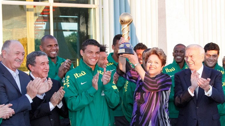 Presidenta Dilma Rousseff recebe a Delegação da Seleção Brasileira de Futebol no Palácio da Alvorada. Brasília - DF, 02/09/2013