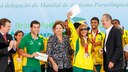 Presidenta Dilma Rousseff durante entrega da Bolsa Atleta Pódio, aos Atletas Paraolímpicos que participaram do Mundial de Atletismo em Lyon na França. Brasília-DF, 02/08/2013