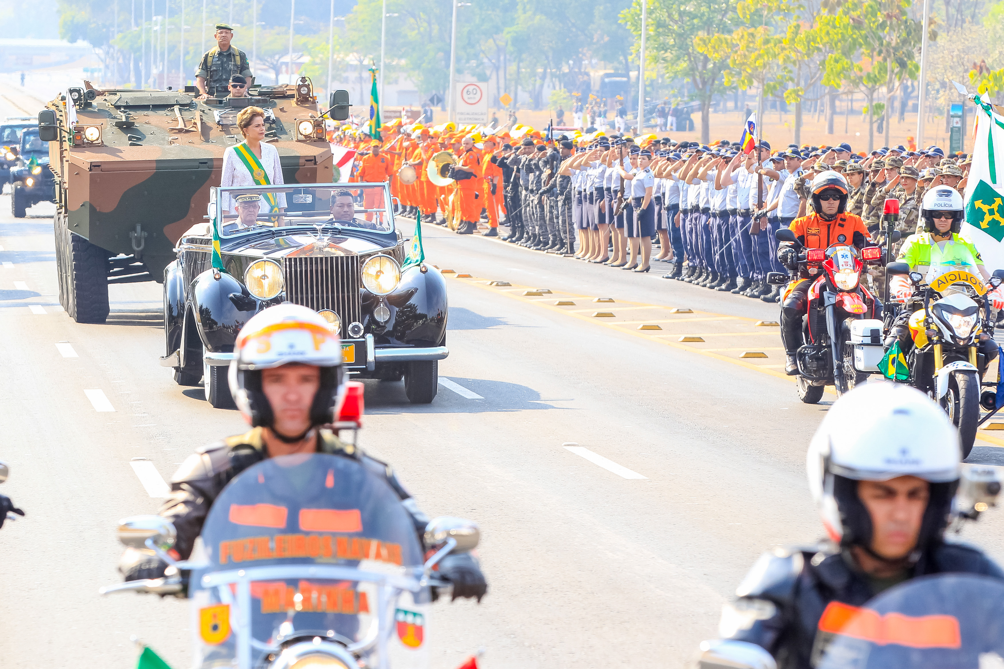 Presidenta Dilma Rousseff durante o desfile cívico-militar de 7 de Setembro em comemoração ao Dia da Independência. Brasília-DF, 07/09/2015