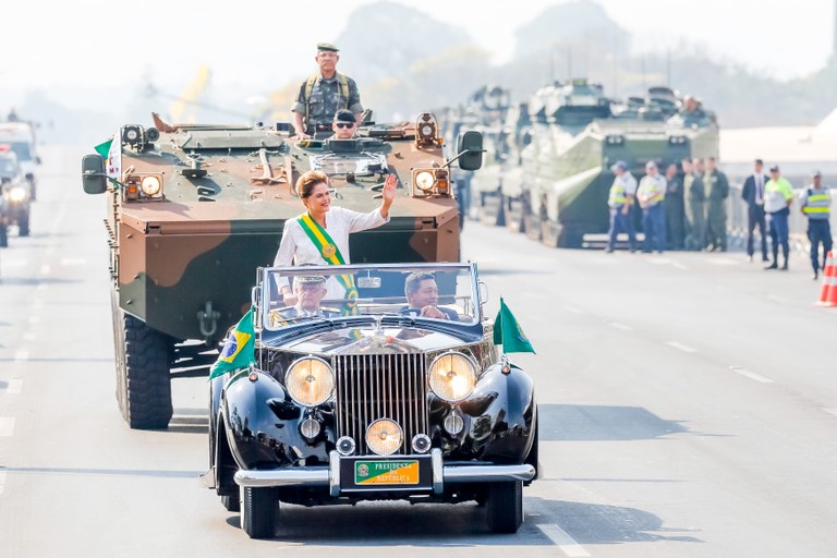  Presidenta Dilma Rousseff durante o desfile cívico-militar de 7 de Setembro em comemoração ao Dia da Independência. Brasília-DF, 07/09/2015
