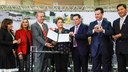  Presidenta Dilma Rousseff durante cerimônia alusiva à assinatura de ordem de serviço de implantação do BRT Norte-Sul. Goiânia-GO, 19/03/2015  