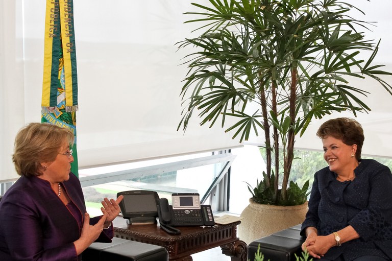 Presidenta Dilma Rousseff durante encontro com a Michelle Bachelet Diretora Executiva da ONU Mulheres, no Palácio do Planalto. Brasília - DF, 15/12/2011