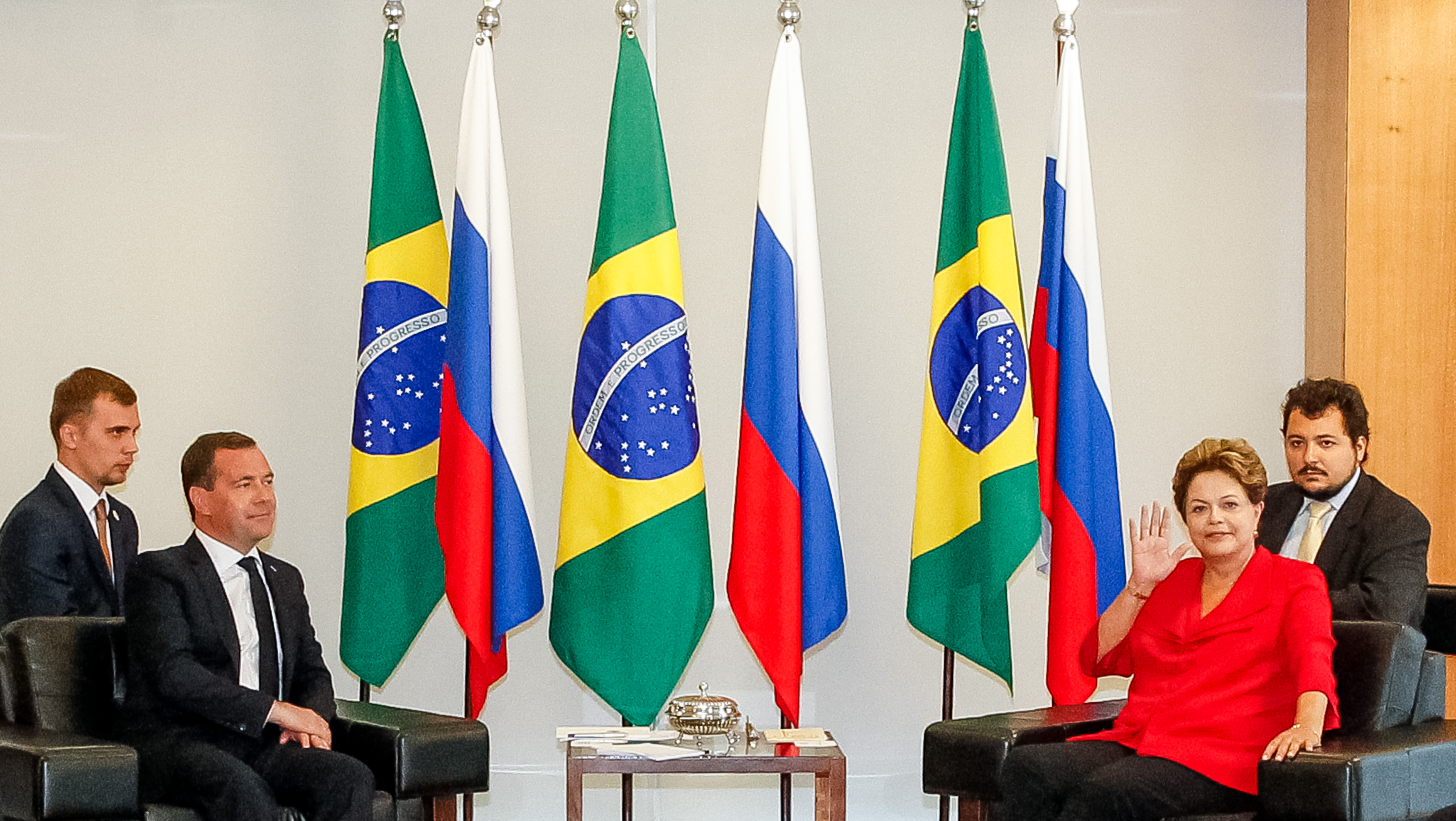 Presidenta Dilma Rousseff recebe Dmitri Medvedev Primeiro-Ministro da Rússia. Brasília-DF, 20/02/2013