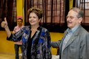 Presidenta Dilma Rousseff e o Sr. Tarso Genro, Governador do Rio Grande do Sul, durante votação na escola estadual Santos Dumont em Porto Alegre. Porto Alegre-RS, 07/10/2012