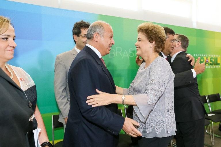  Presidenta Dilma Rousseff durante encontro com Juristas pela Legalidade e em Defesa da Democracia. Brasília-DF, 22/03/2016  
