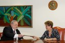 Presidenta Dilma Rousseff durante encontro com o vice-presidente do Superior Tribunal de Justiça, Ministro Felix Fischer, no Palácio do Planalto. Brasília - DF, 02/08/2012