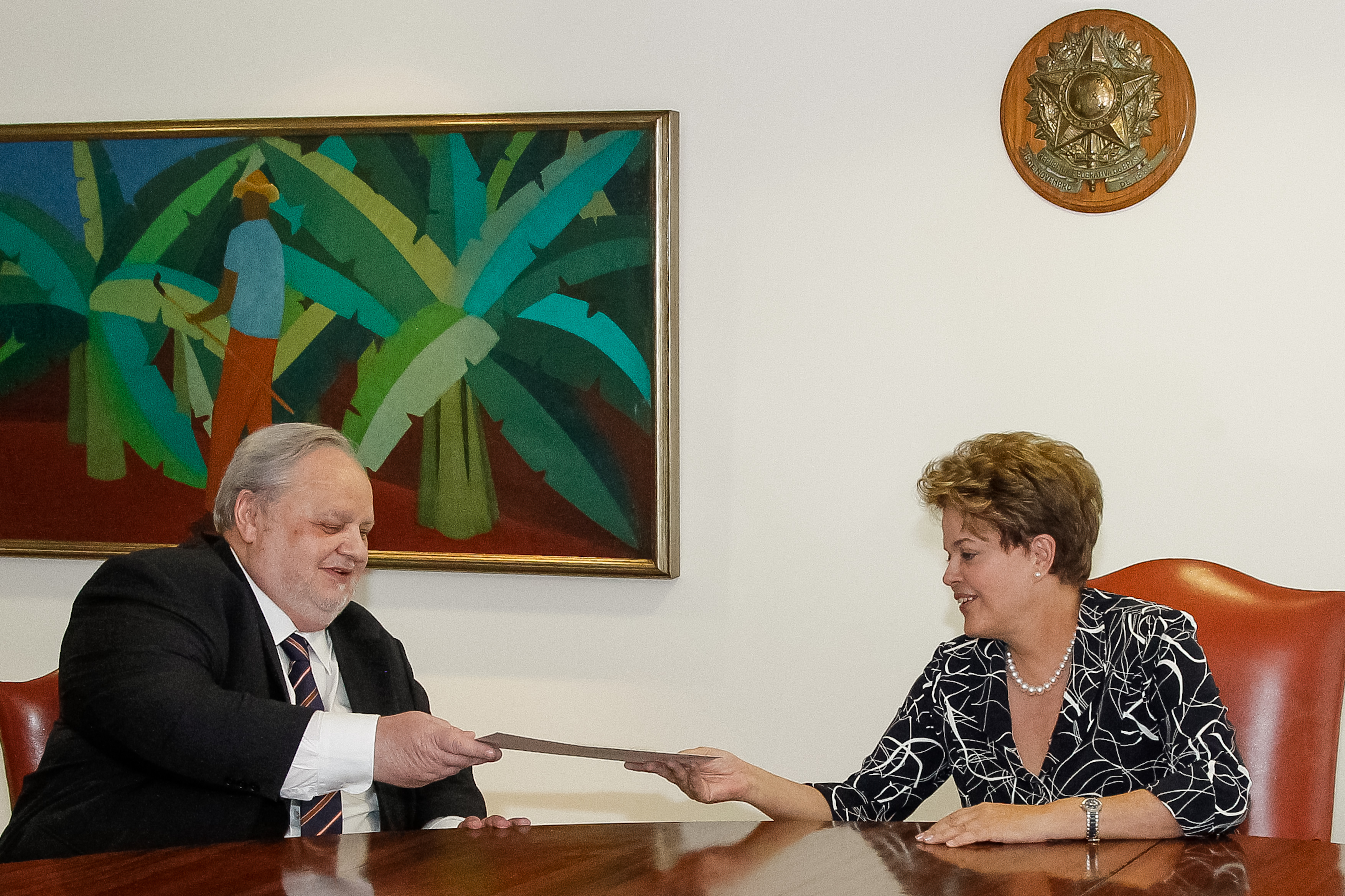 Presidenta Dilma Rousseff durante encontro com o vice-presidente do Superior Tribunal de Justiça, Ministro Felix Fischer, no Palácio do Planalto. Brasília - DF, 02/08/2012