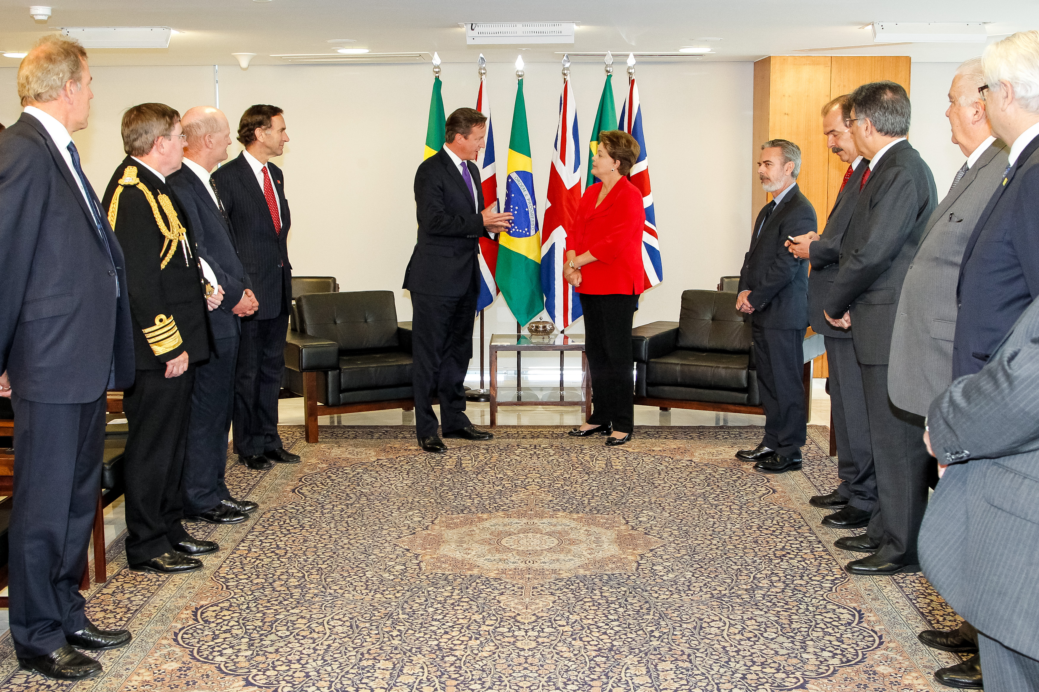 Presidenta Dilma Rousseff durante encontro com o Primeiro-Ministro do Reino Unido, David Cameron, no Palácio do Planalto. Brasília-DF, 28/09/2012