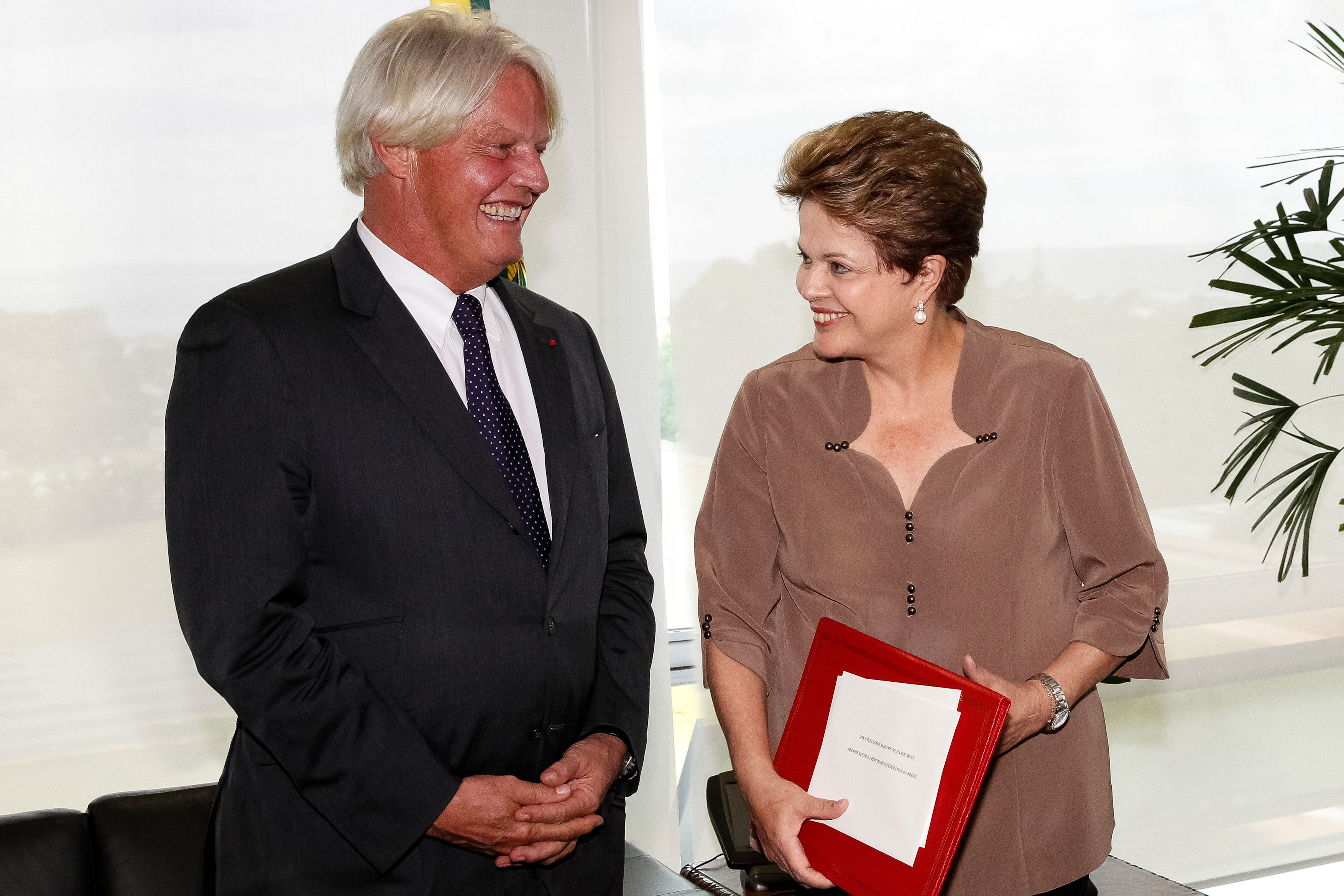 Presidenta Dilma Rousseff recebe Cartas Credenciais do Embaixador da Franca no Brasil, Bruno Delaye. Brasília - DF, 05/12/2012