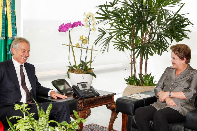Presidenta Dilma Rousseff recebe o Sr. Tony Blair Ex-Primeiro-Ministro do Reino Unido e representante do quarteto "ONU, Estados Unidos, União Europeia e Rússia para o Oriente Médio", no Palácio do Planalto. Brasília - DF, 28/08/2012