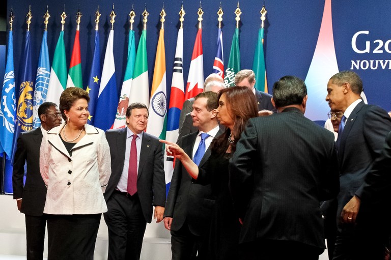 Presidenta Dilma Rousseff durante fotografia oficial na Cúpula de Líderes do G20. Cannes - França, 03/11/2011