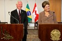 Presidenta Dilma Rousseff com o senhor David Johnston, Governador-Geral do Canadá, durante entrevista coletiva no Palácio do Planalto. Brasília - DF, 24/04/2012