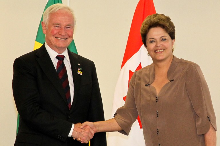 Presidenta Dilma Rousseff recebe o senhor David Johnston Governador-Geral do Canadá, no Palácio do Planalto. Brasília - DF, 24/04/2012