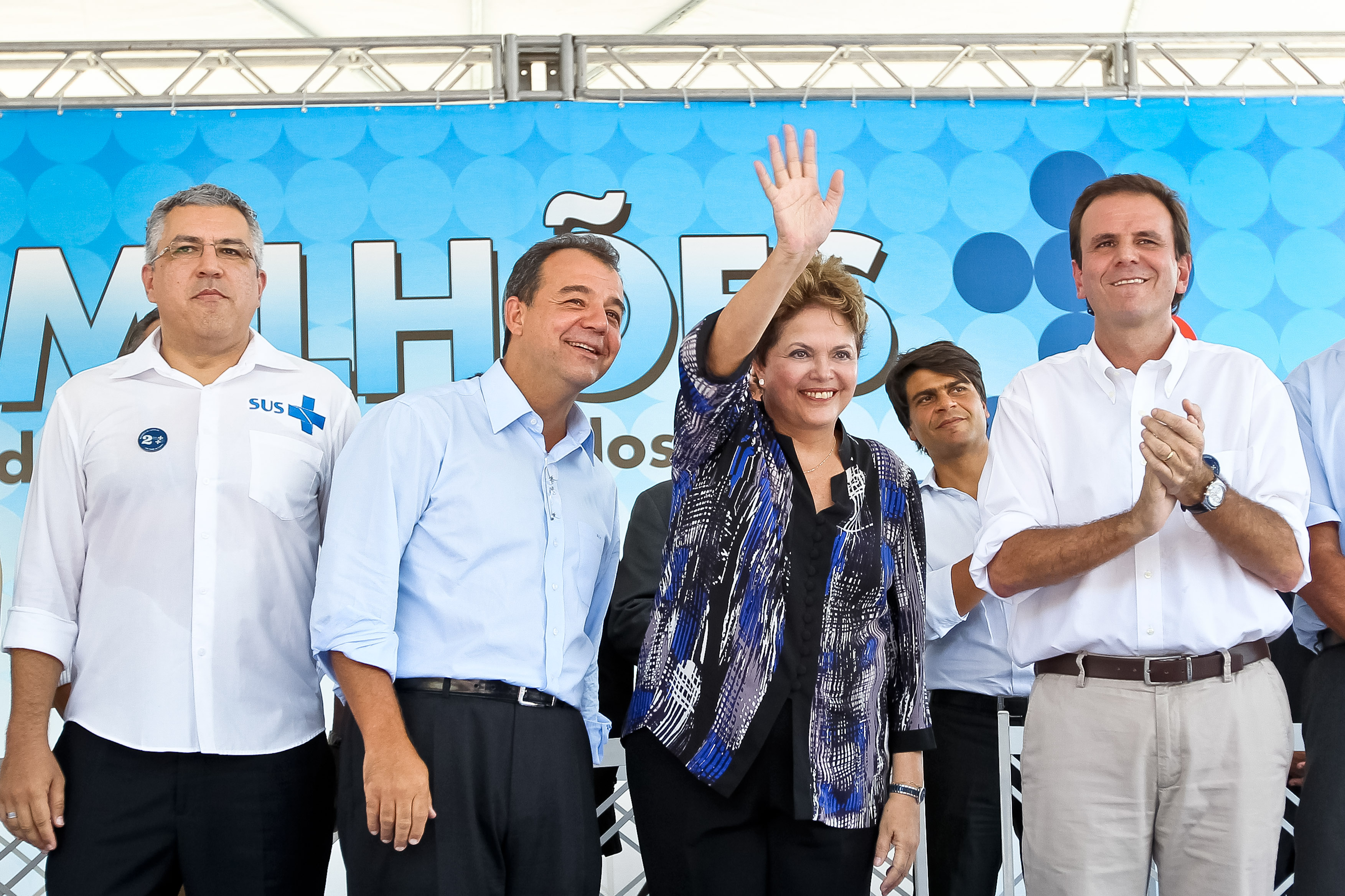 Presidenta Dilma Rousseff durante a cerimônia de inauguração da Clínica da Família Joãosinho Trinta e celebração da marca de 2 milhões de cariocas atendidos pelo Programa Saúde da Família. Rio de Janeiro - RJ, 21/03/2012