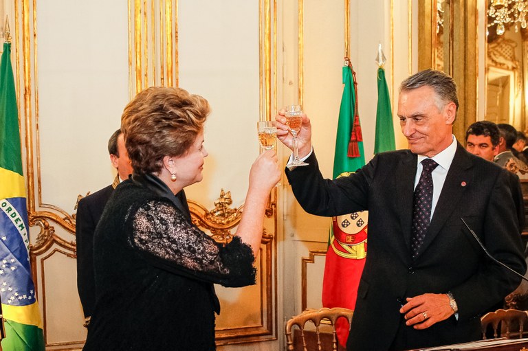 Presidenta Dilma Rousseff durante Jantar oferecido pelo Presidente da República de Portugal e pela senhora, Maria Cavaco Silva. Lisboa - Portugal, 10/06/2013