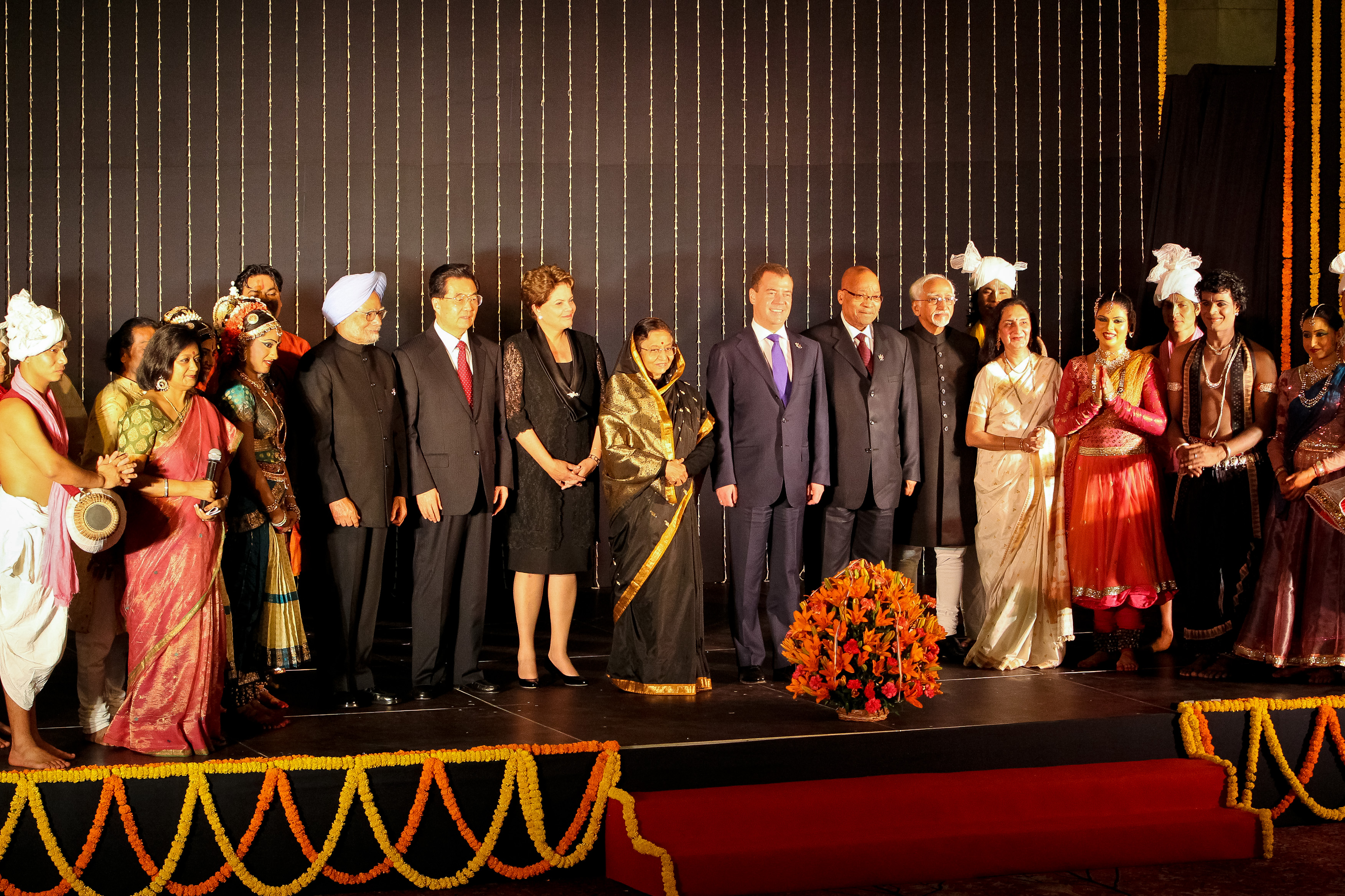 Presidenta Dilma Rousseff durante jantar oficial em homenagem aos chefes de Estado do BRICS. Nova Délhi - Índia, 28/03/2012