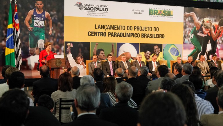Presidenta Dilma Rousseff durante cerimônia de lançamento do projeto do centro Paraolímpico Brasileiro. São Paulo, SP 25/01/2013