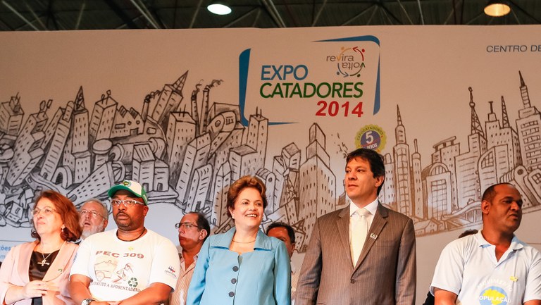  Presidenta Dilma Rousseff durante Natal Solidário, Encontro com catadores de materiais recicláveis e população em situação de rua. São Paulo-SP, 03/12/2014  
