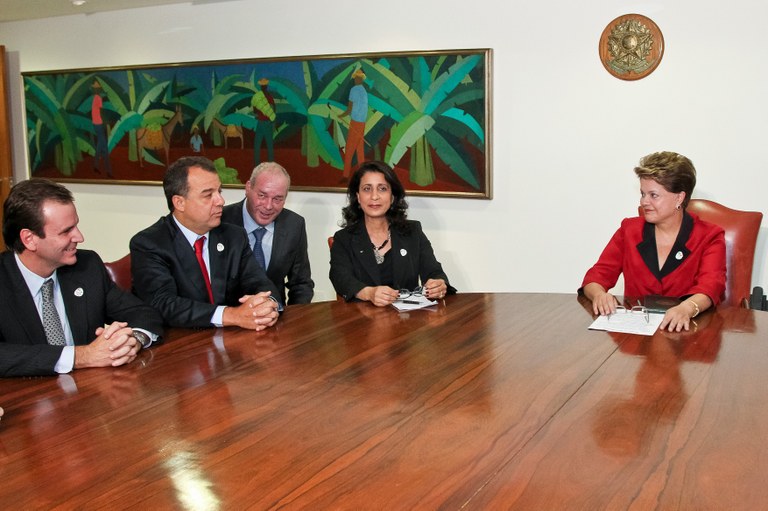 Presidenta Dilma Rousseff recebe Nawal El Moutawakel, Presidenta da Comissão de Coordenação dos Jogos Rio 2016 e membro do COI. Brasília - DF, 08/03/2012
