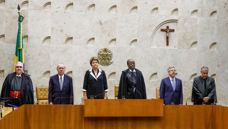 Presidenta Dilma Rousseff durante posse do Presidente e do Vice-Presidente do STF, ministros Joaquim Barbosa e Ricardo Lewandowski no  Supremo Tribunal Federal. Brasília - DF, 22/11/2012
